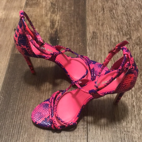 GIANNI BINI NWT PINK BLUE SNAKE SANDAL HEELS - Picture 6 of 7